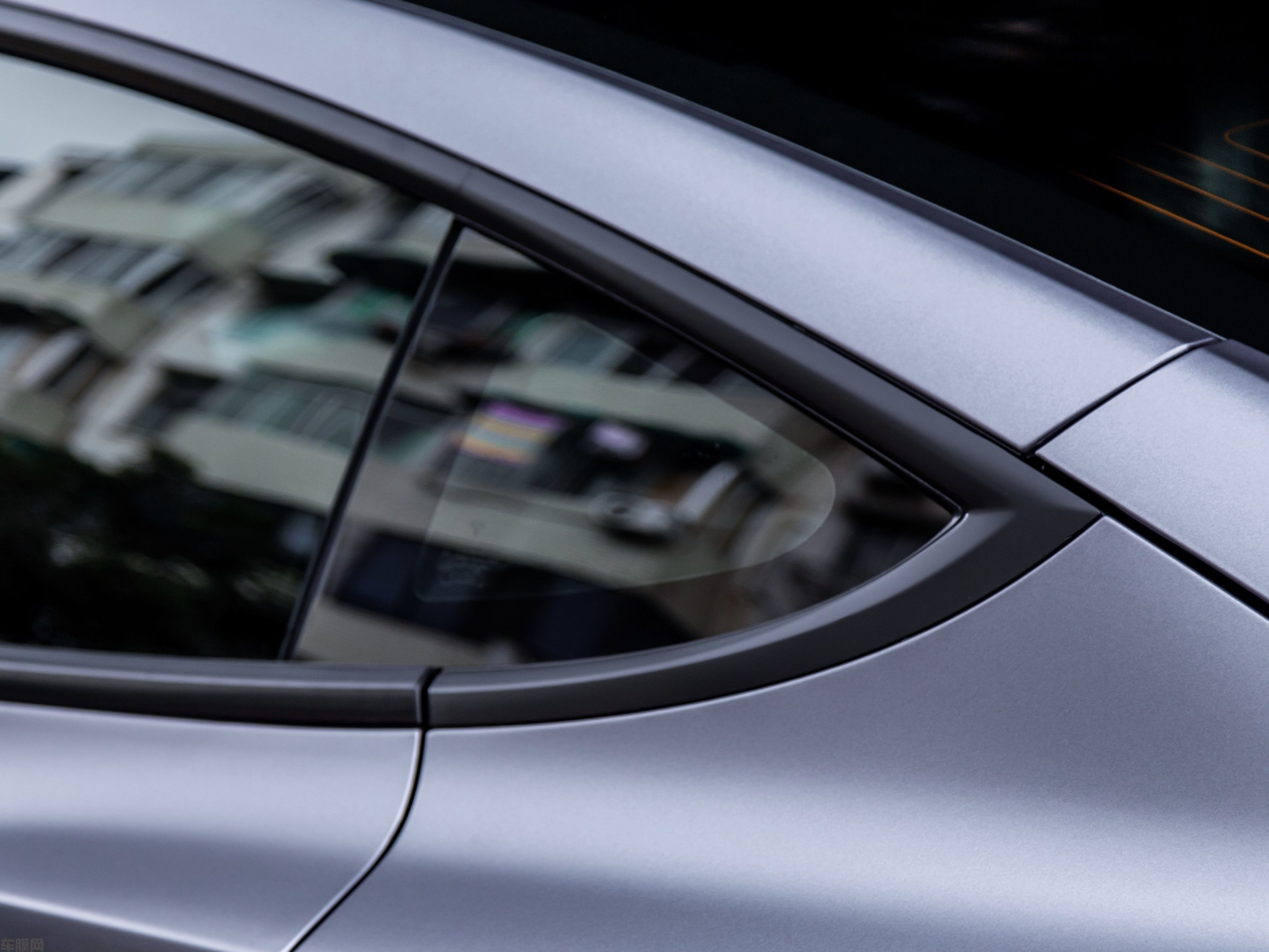 特斯拉Model3 电光碳灰改色膜 效果图