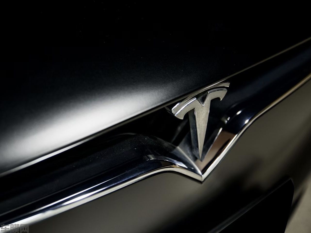 特斯拉Model X 磨砂黑改色膜 效果图