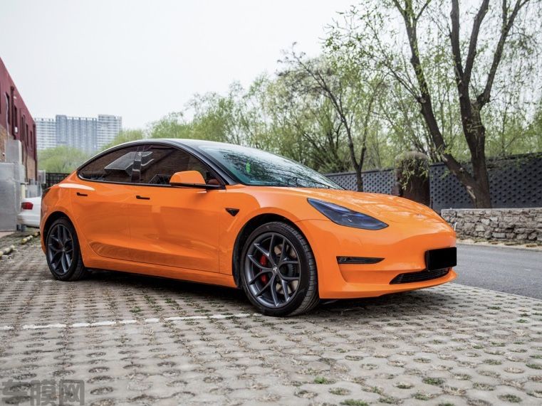 特斯拉Model3 高亮橙改色膜 效果图