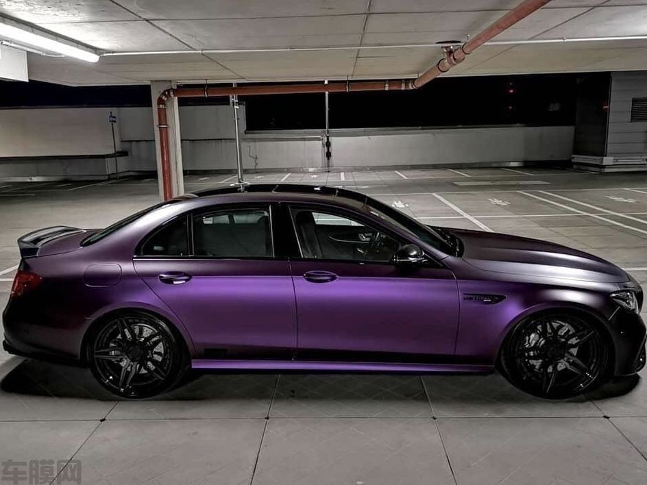 奔驰E63S-AMG 消光黑比诺紫改色膜 效果图
