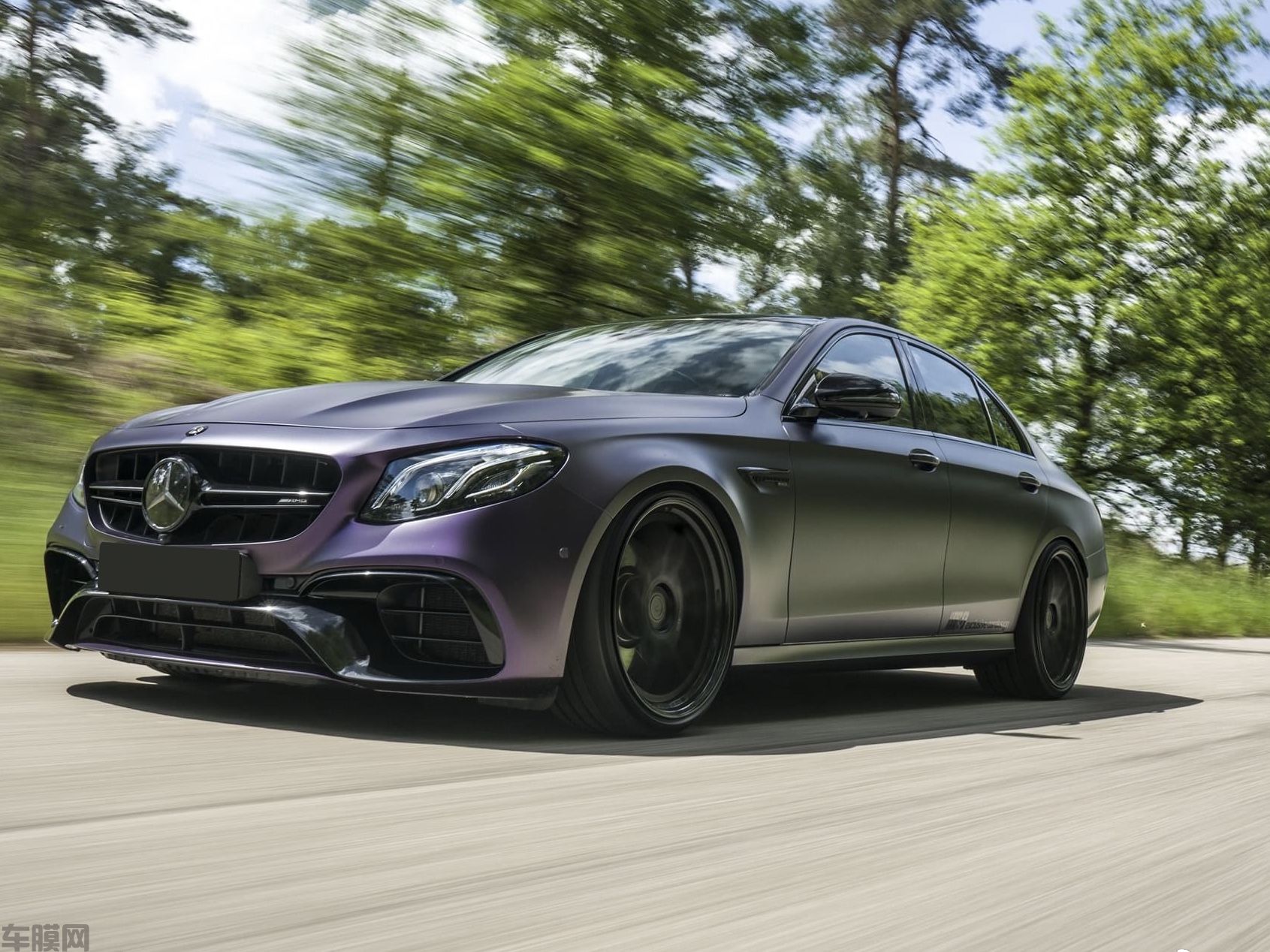 奔驰E63S-AMG 消光黑比诺紫改色膜 效果图