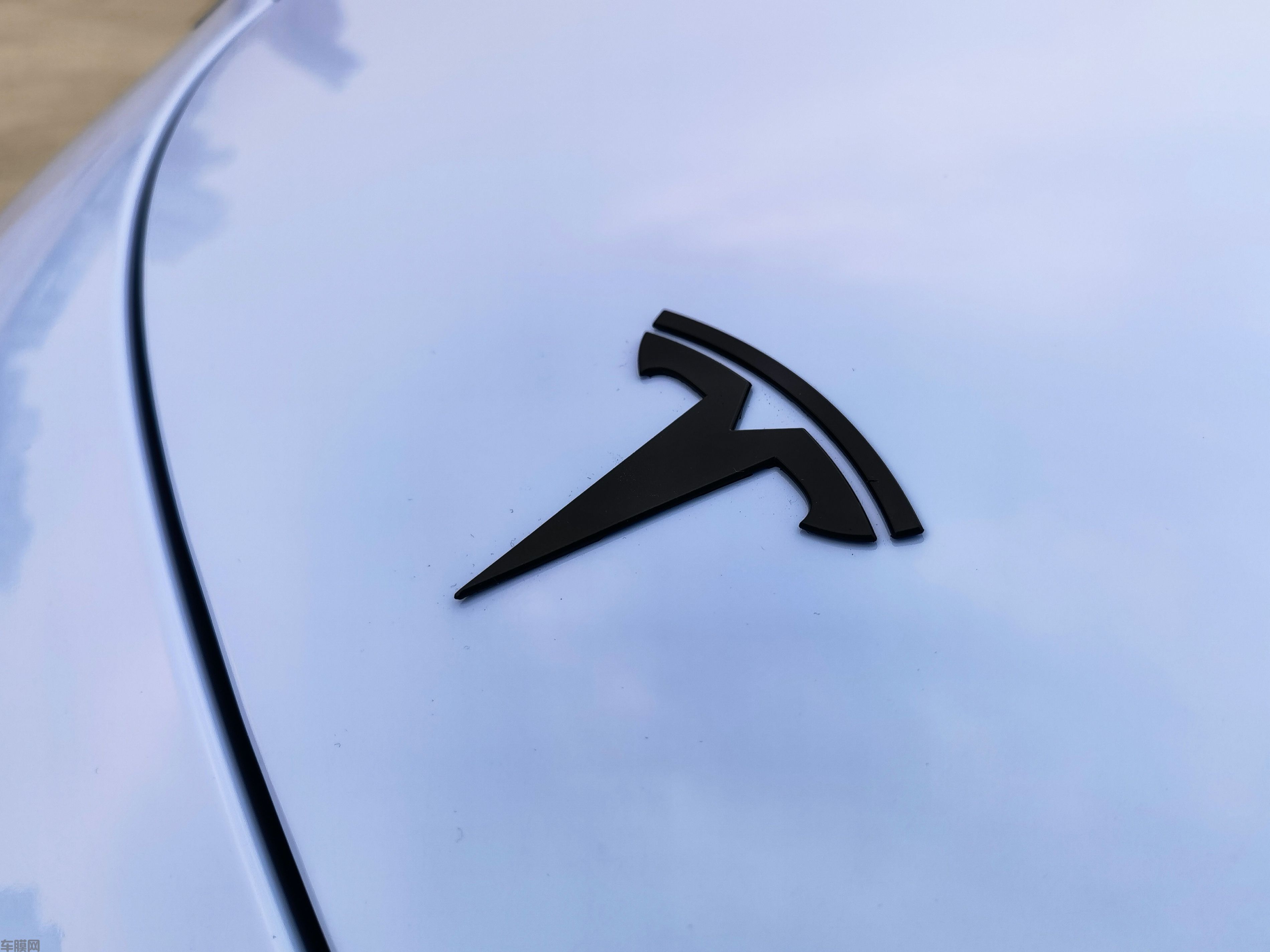 特斯拉Model3 超亮迷雾蓝改色膜 效果图