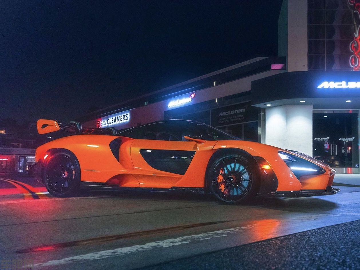 迈凯伦Senna 超亮火焰橙改色膜 效果图