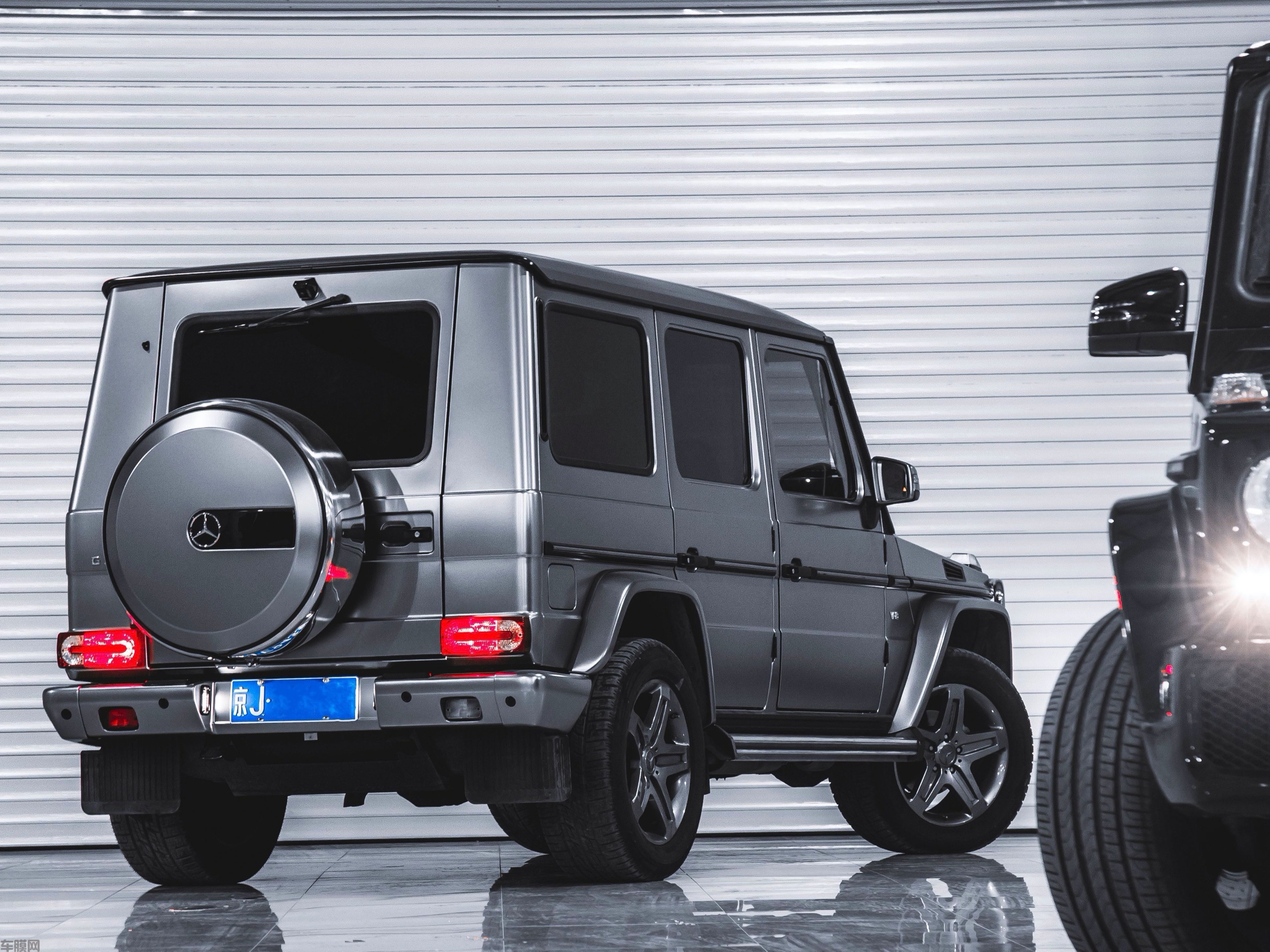 奔驰G500 AMG 金属灰改色膜 效果图