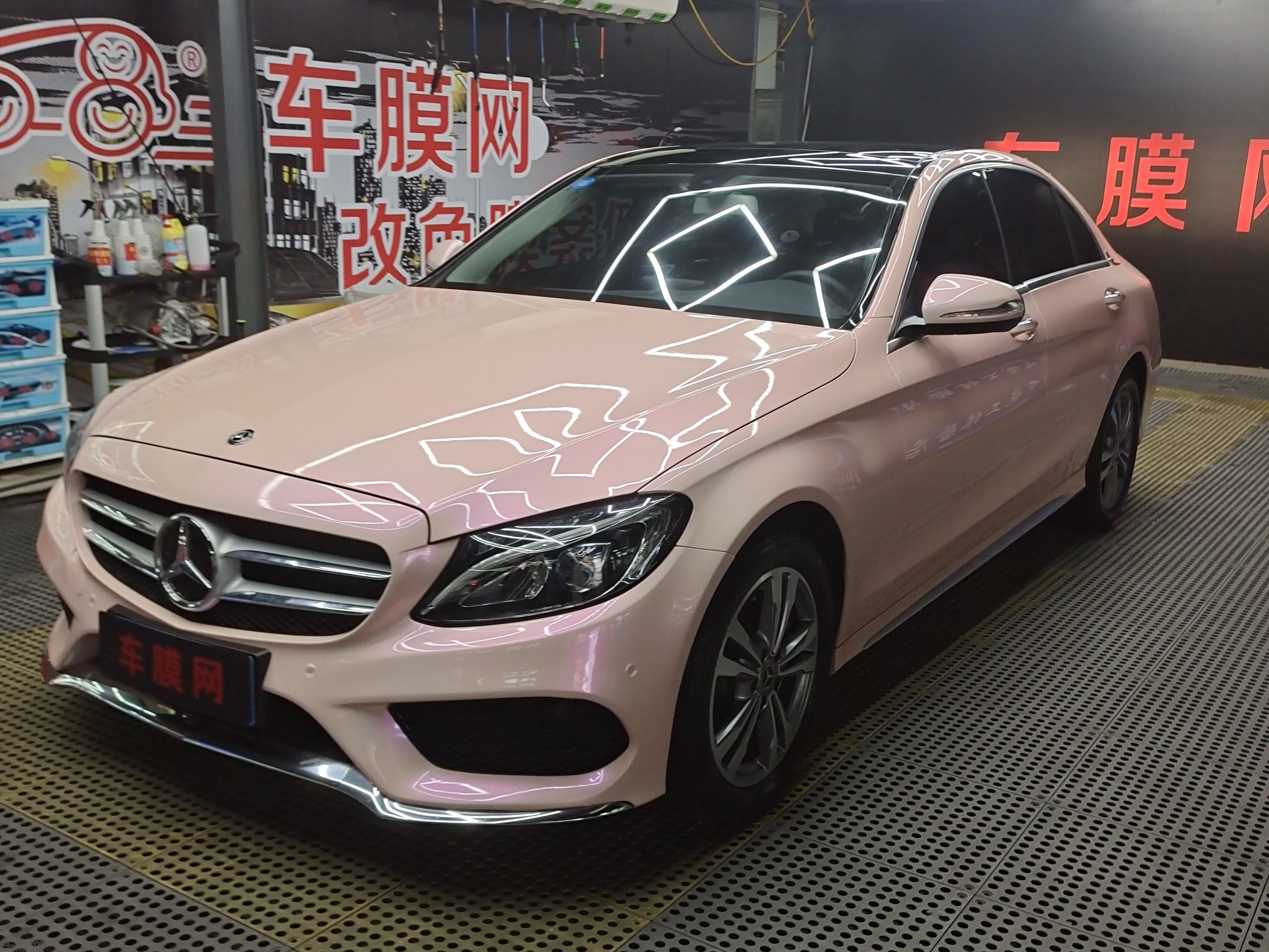 奔驰C200L 双色梦幻糖果粉改色膜 效果图