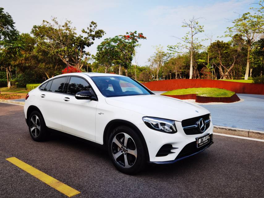 奔驰奔驰GLC(进口)2017款 GLC 200 4MATIC 轿跑SUV