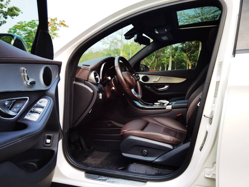 奔驰奔驰GLC(进口)2017款 GLC 200 4MATIC 轿跑SUV