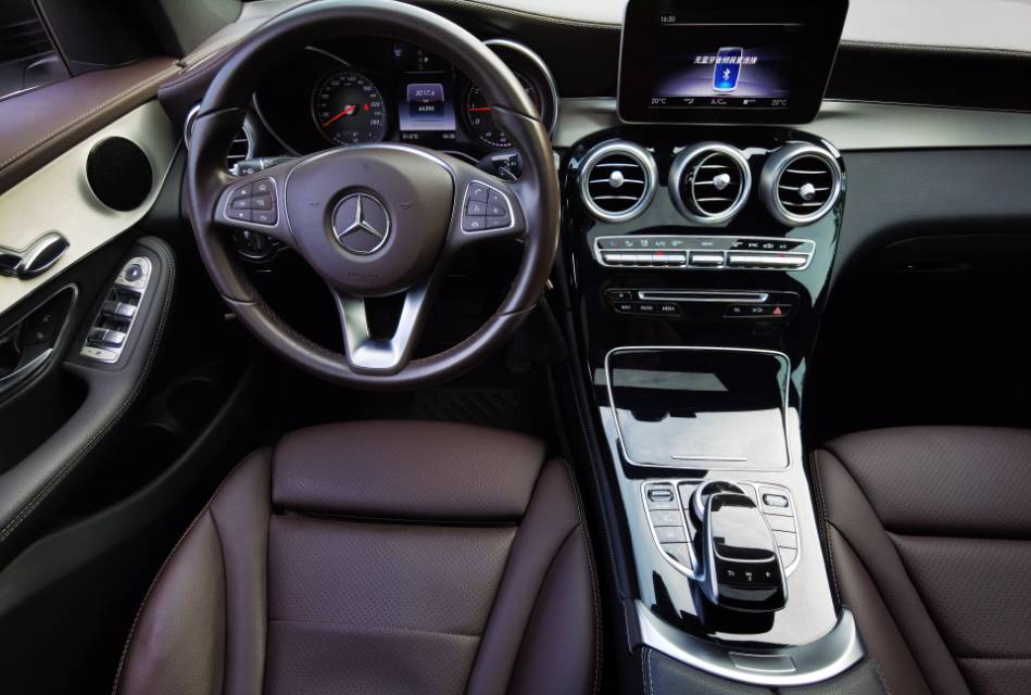 奔驰奔驰GLC(进口)2017款 GLC 200 4MATIC 轿跑SUV