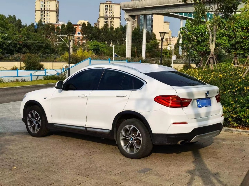 宝马宝马X42014款 xDrive20i X设计套装
