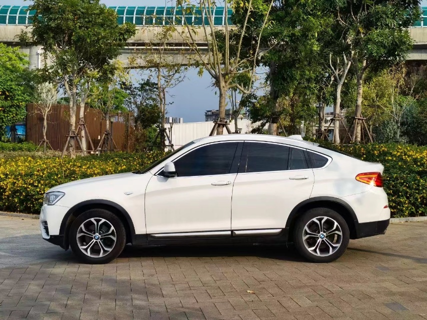 宝马宝马X42014款 xDrive20i X设计套装
