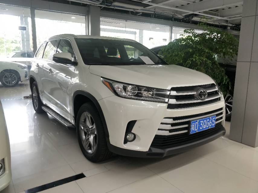 20款汉兰达2.0T 两驱豪华版 
