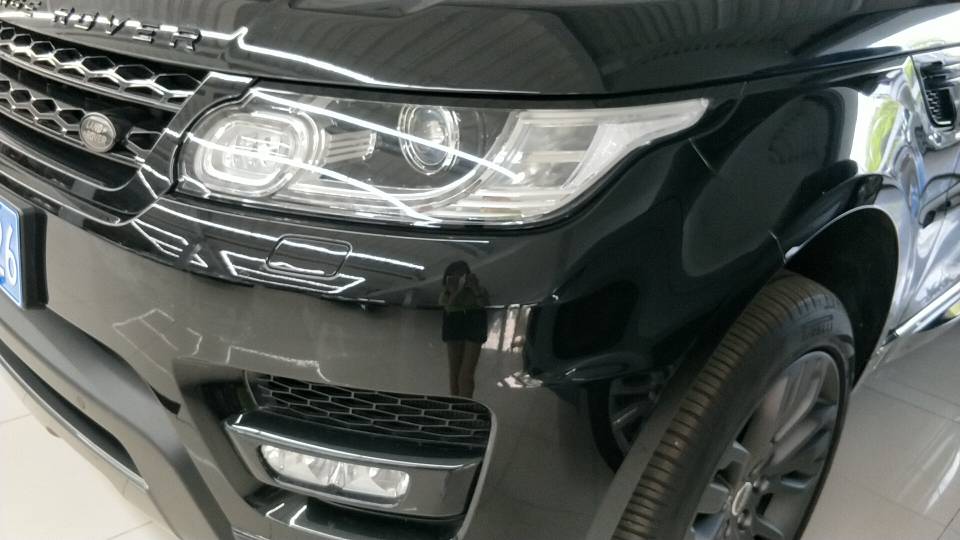 路虎揽胜运动版2017款 3.0 V6 SC HSE