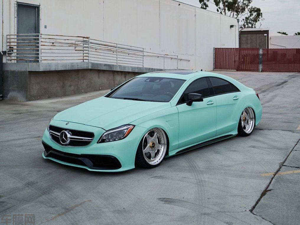 奔驰CLS63 AMG  消光蒂芙尼改色膜 效果图