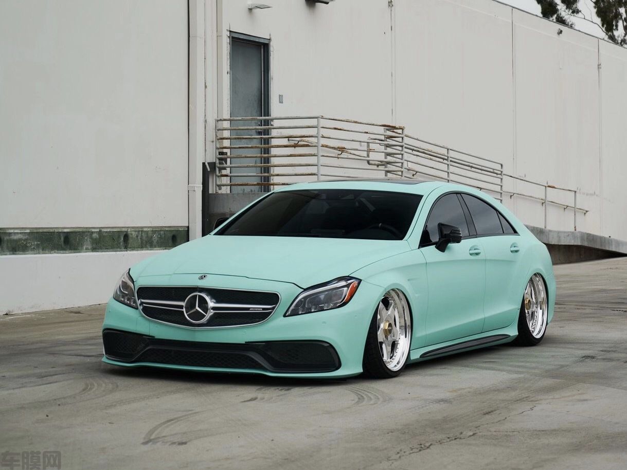 奔驰CLS63 AMG  消光蒂芙尼改色膜 效果图