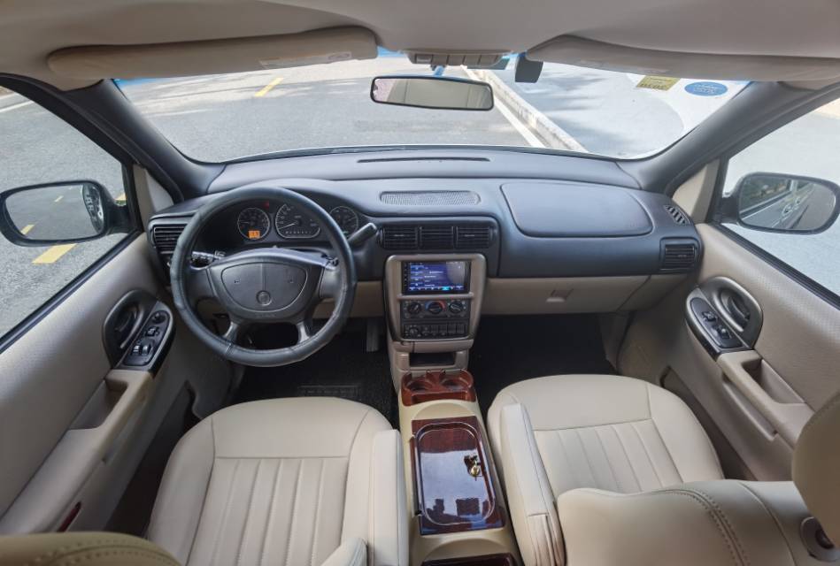别克别克GL82008款 别克 GT 2.5 自动 精英版7座