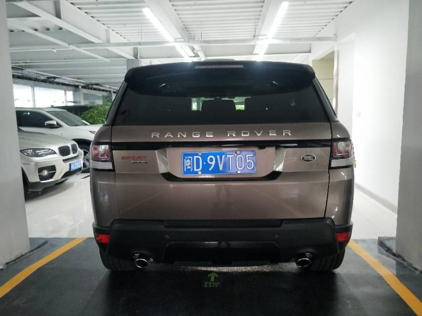 路虎揽胜运动版2015款 3.0 SDV6 Hybrid HSE Dynamic