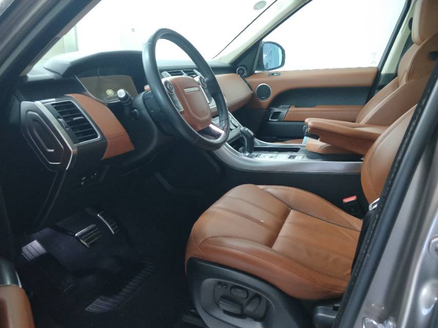 路虎揽胜运动版2015款 3.0 SDV6 Hybrid HSE Dynamic
