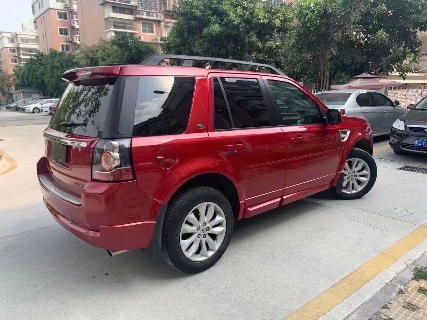 路虎神行者22013款 2.0T Si4 HSE汽油版
