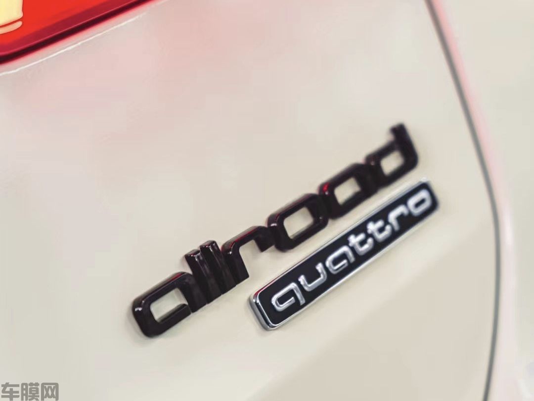 奥迪A6 allroad 沙漠黄改色膜 效果图