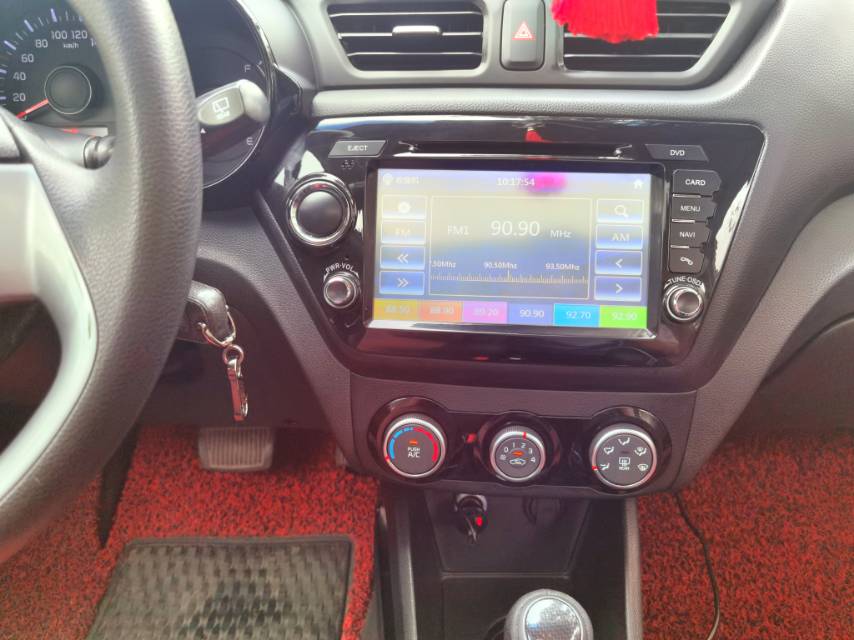 起亚起亚K22015款 两厢 1.4L MT GLS