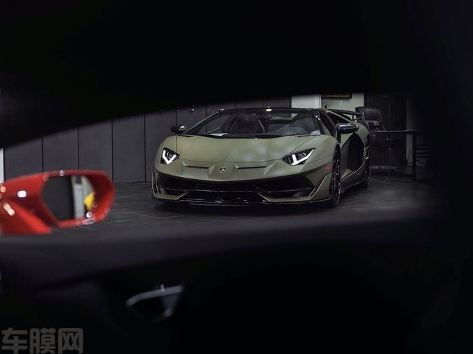 兰博基尼Aventador 哑光绿改色膜 效果图