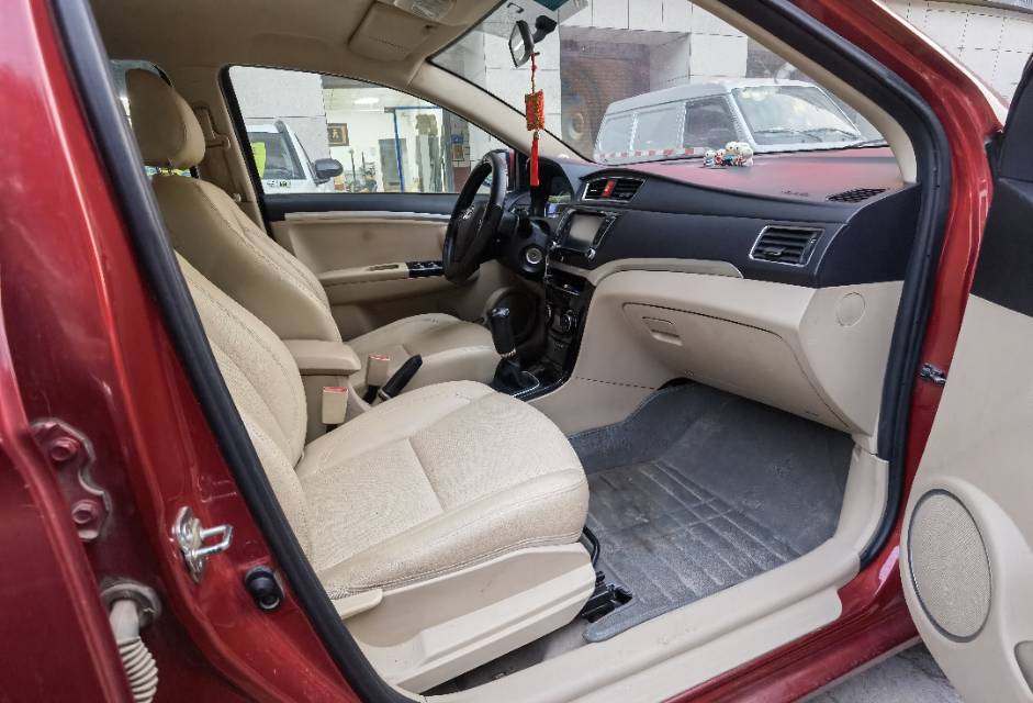 长城长城C302013款 1.5L 手动舒适型