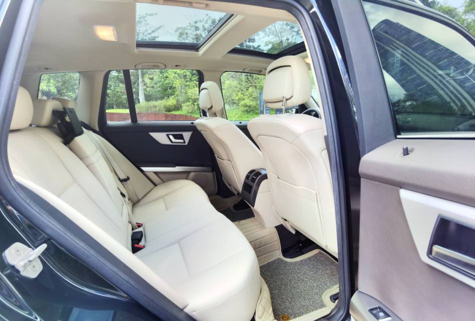 奔驰奔驰GLK级2013款 GLK 300 4MATIC 动感天窗型