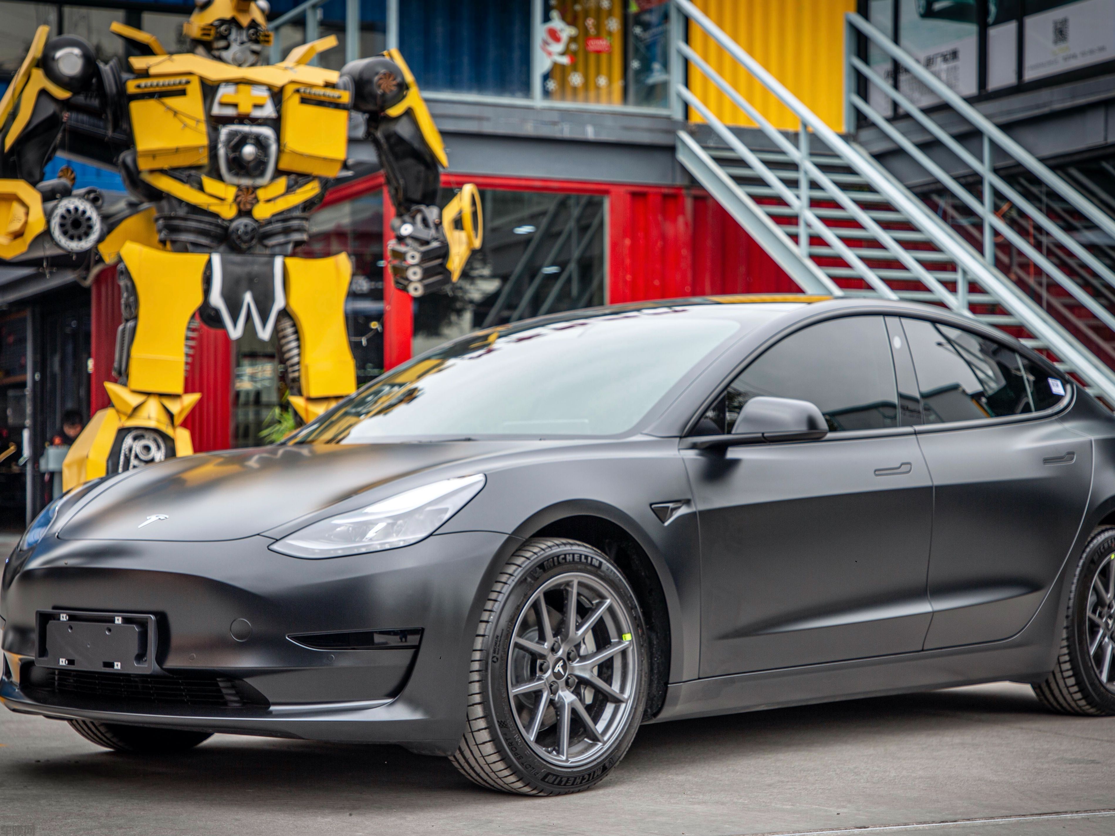 特斯拉Model3 电光黑改色膜 效果图
