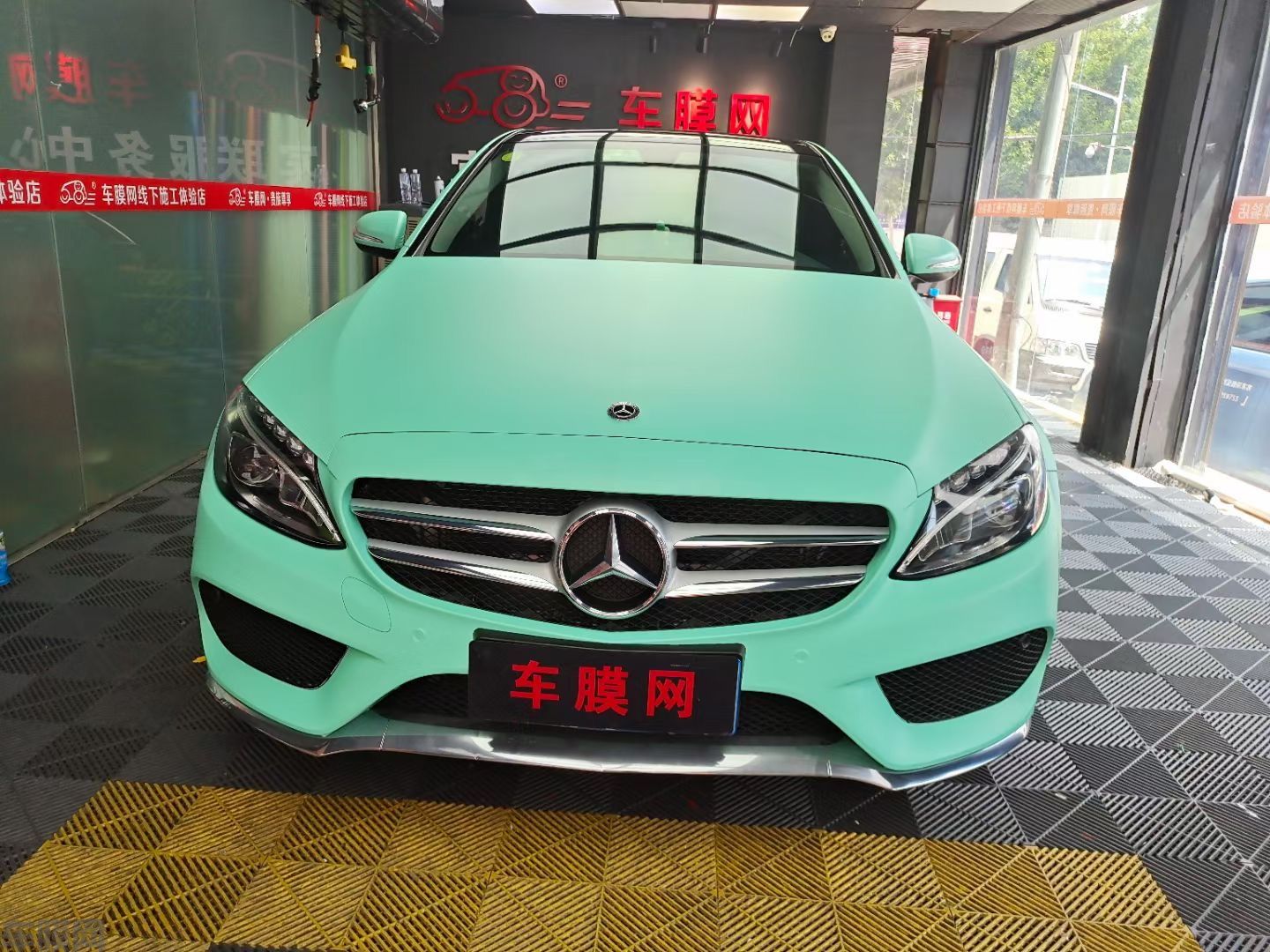奔驰C200L 消光蒂芙尼改色膜 效果图