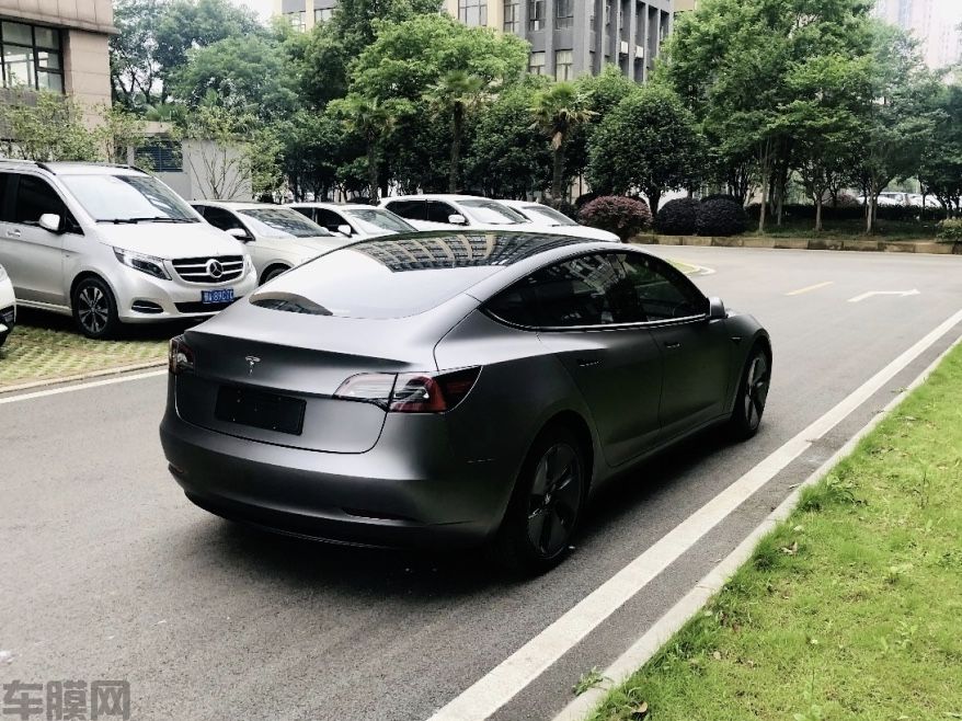 特斯拉Model 3 AMG山灰改色膜 效果图