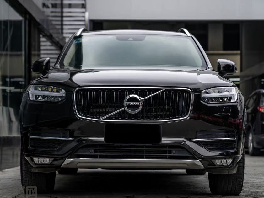 沃尔沃XC90 超亮金属黑改色膜 效果图