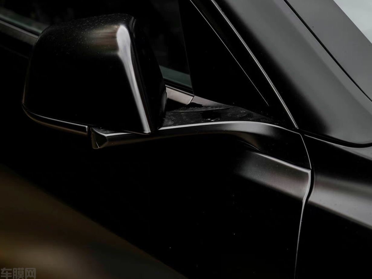 特斯拉 Model 3 电光黑改色膜 效果图