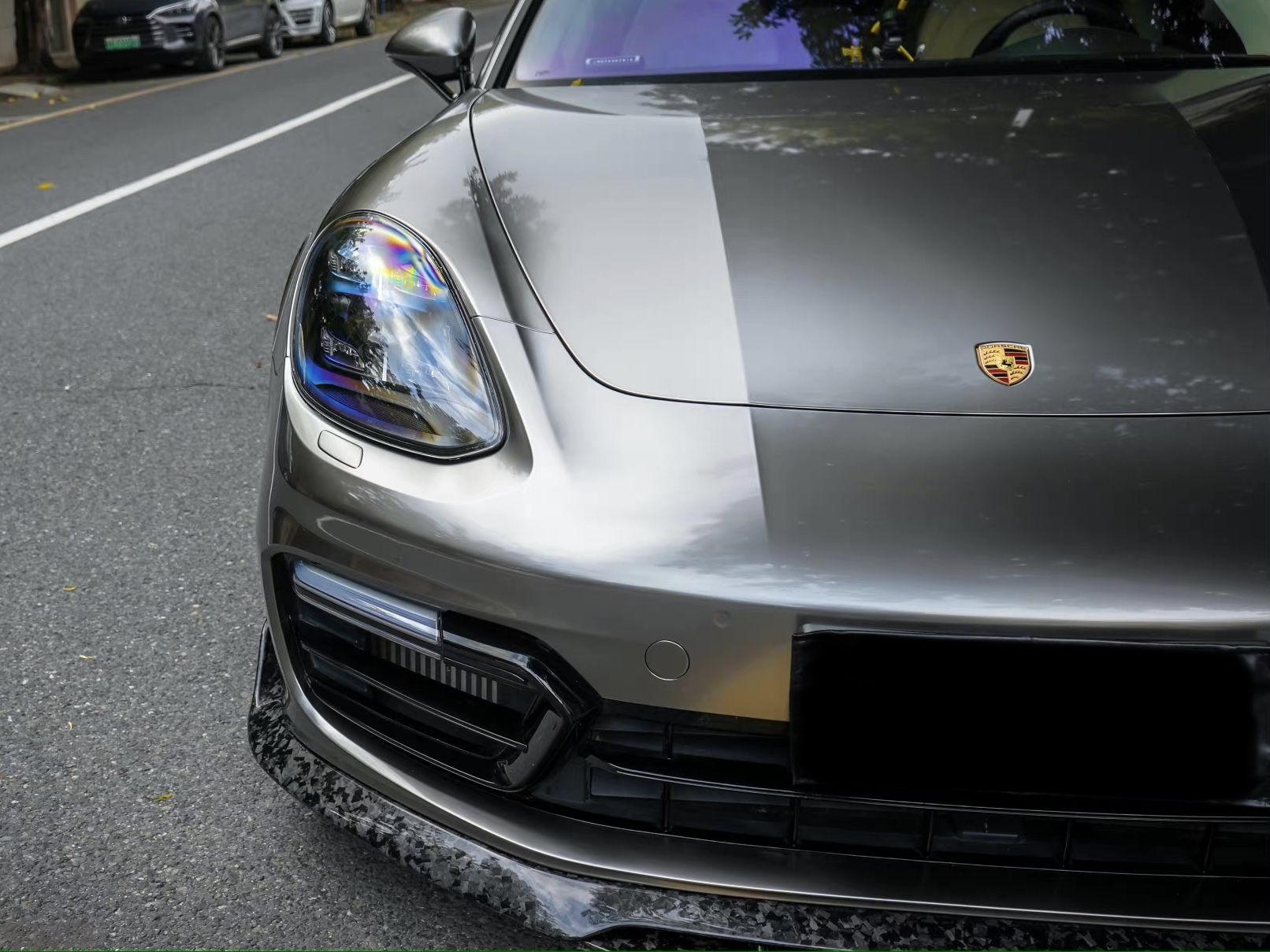 保时捷Panamera 液态金属银改色膜 效果图