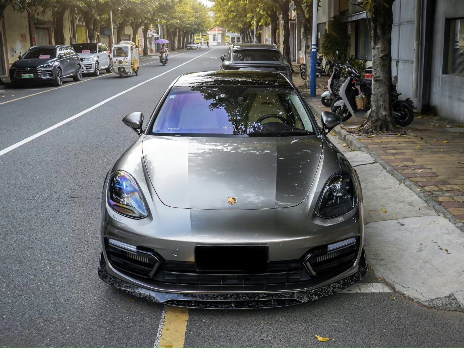 保时捷Panamera 液态金属银改色膜 效果图