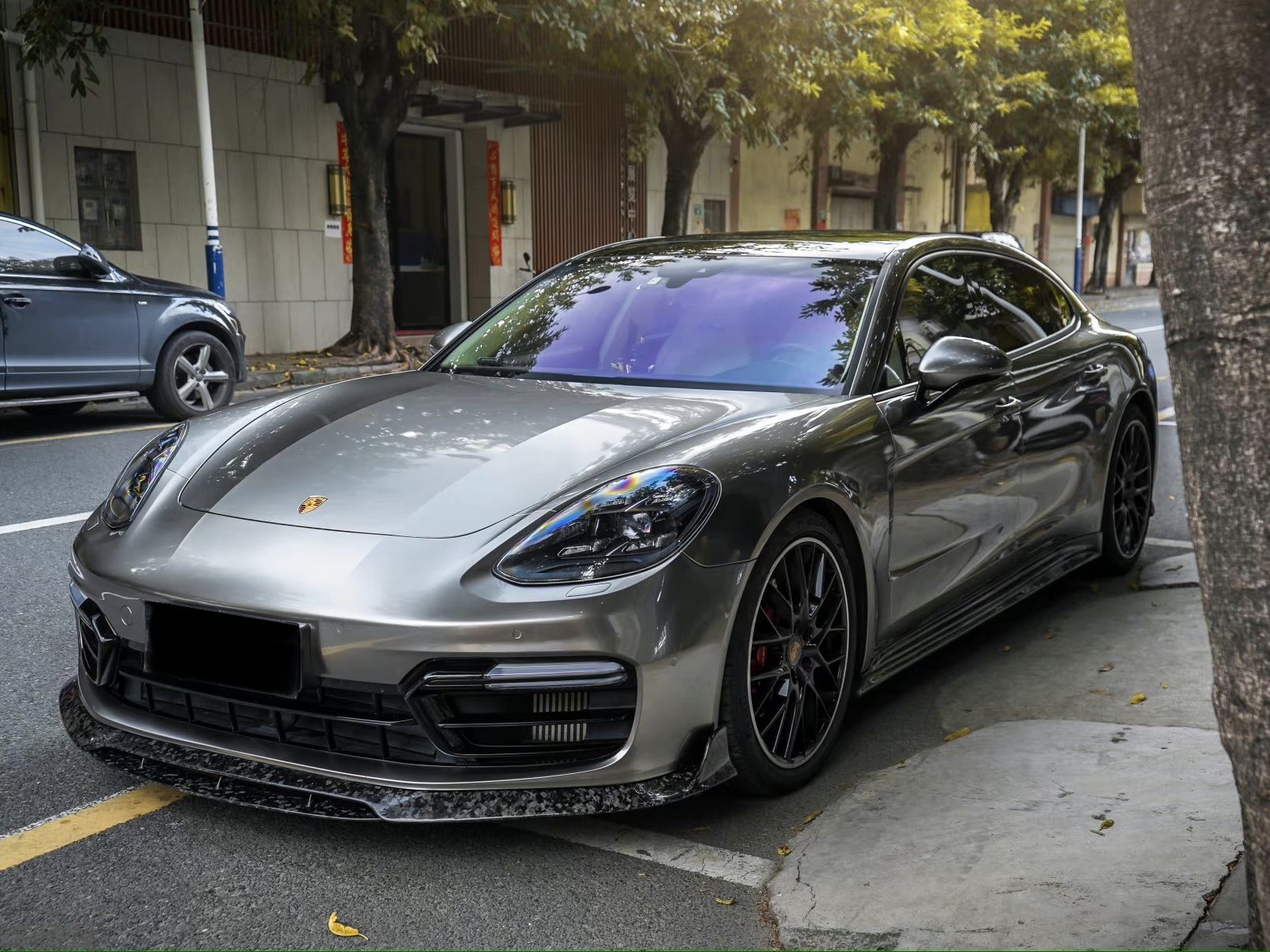 保时捷Panamera 液态金属银改色膜 效果图