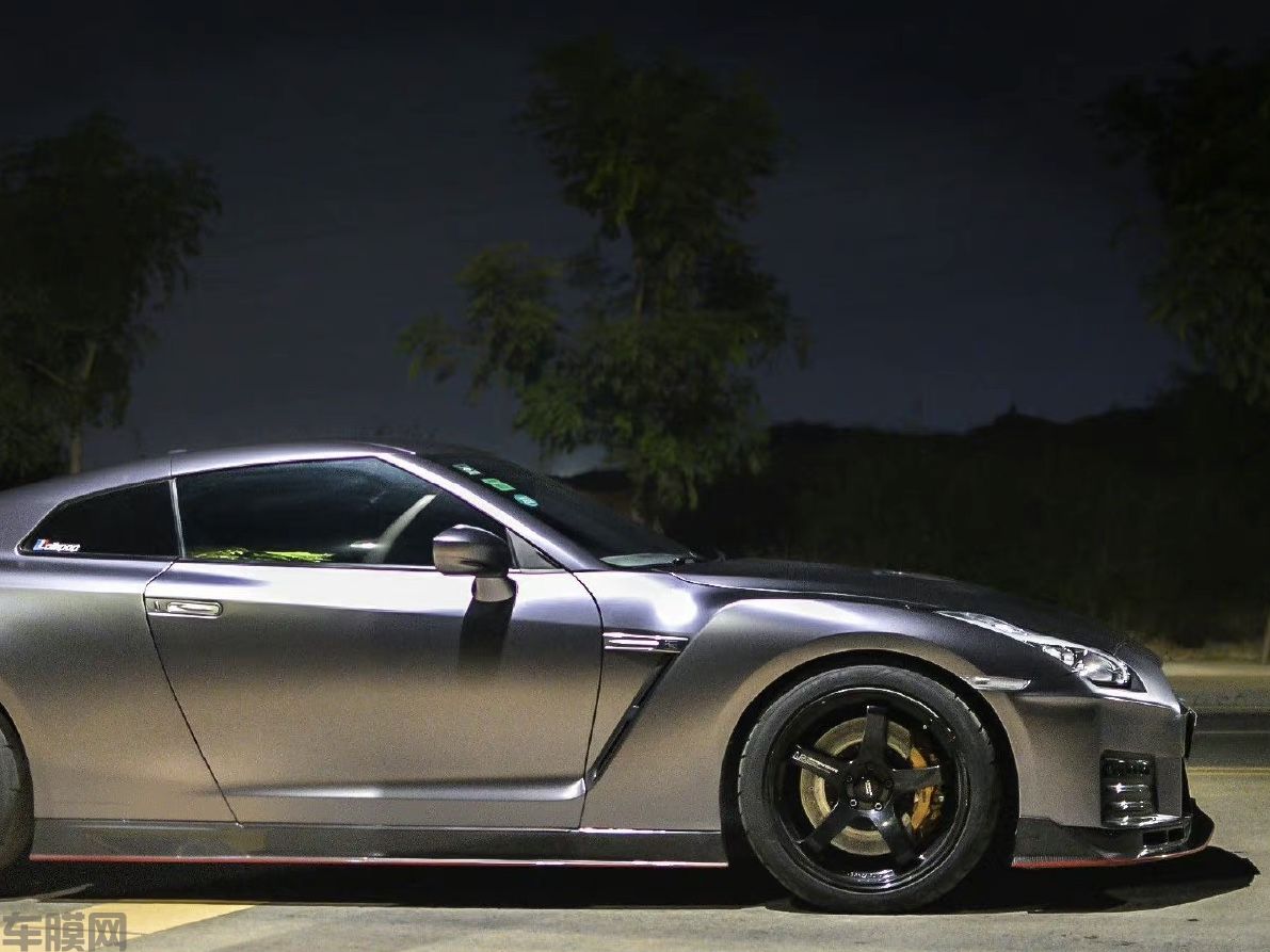 日产GTR 电光钛灰改色膜 效果图