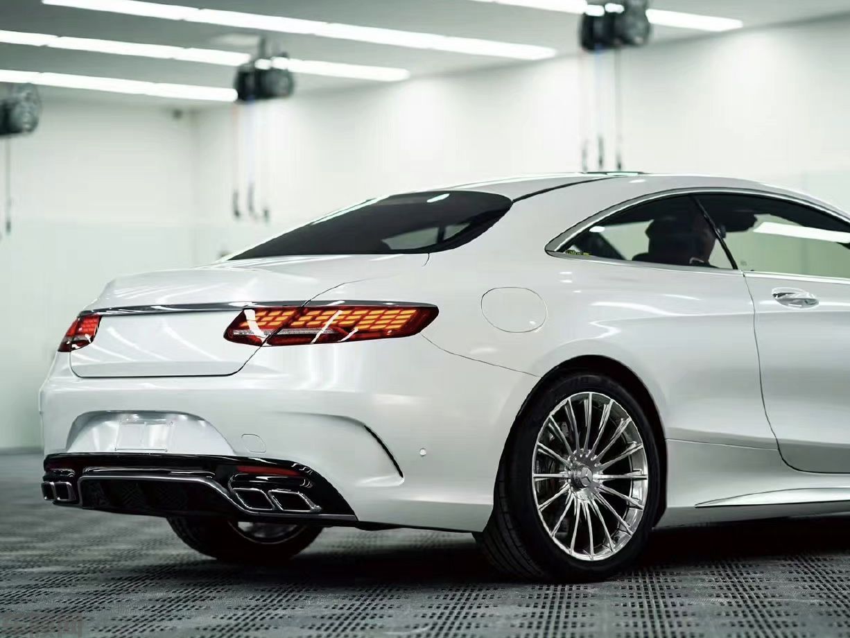 奔驰AMG S63 珍珠白改色膜 效果图