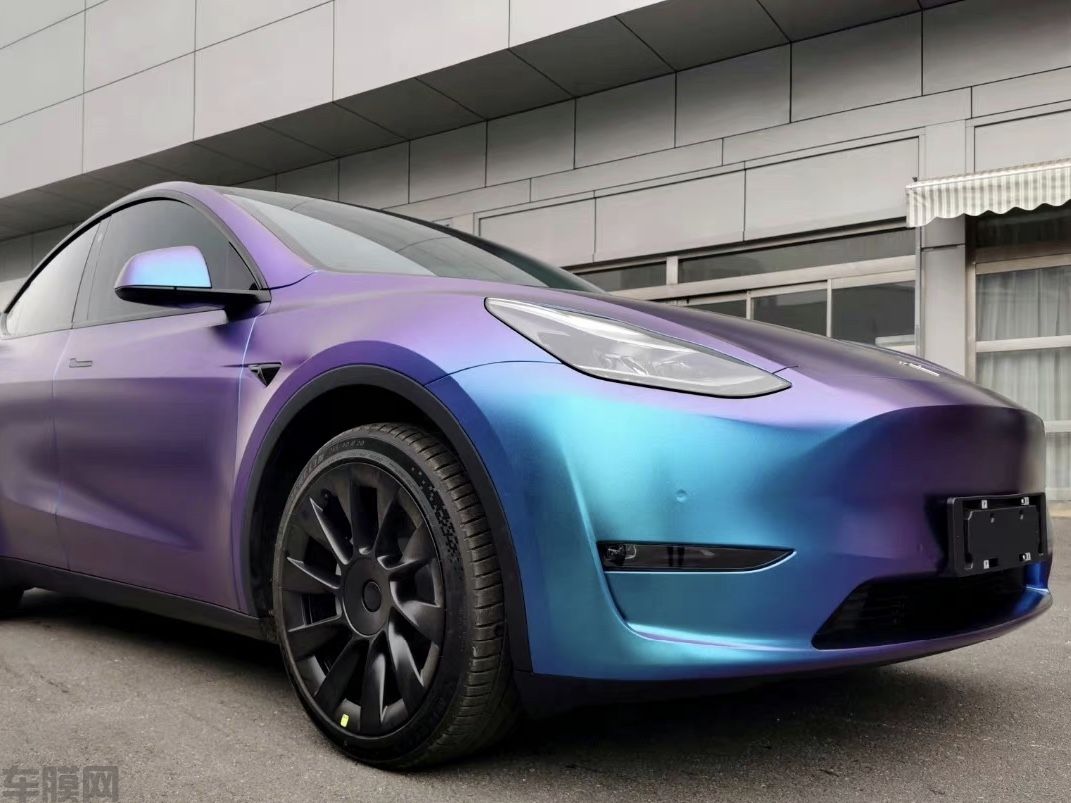 特斯拉Model Y 钻石紫魅蓝改色膜 效果图