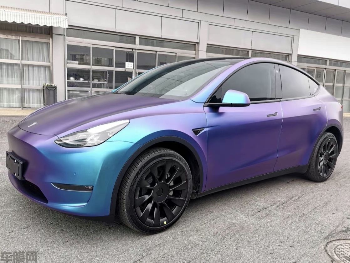 特斯拉Model Y 钻石紫魅蓝改色膜 效果图
