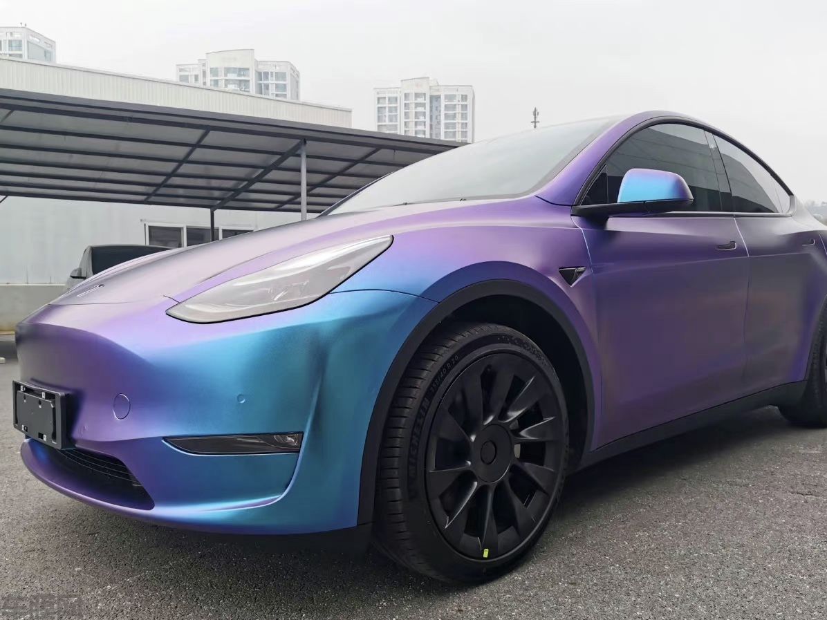 特斯拉Model Y 钻石紫魅蓝改色膜 效果图