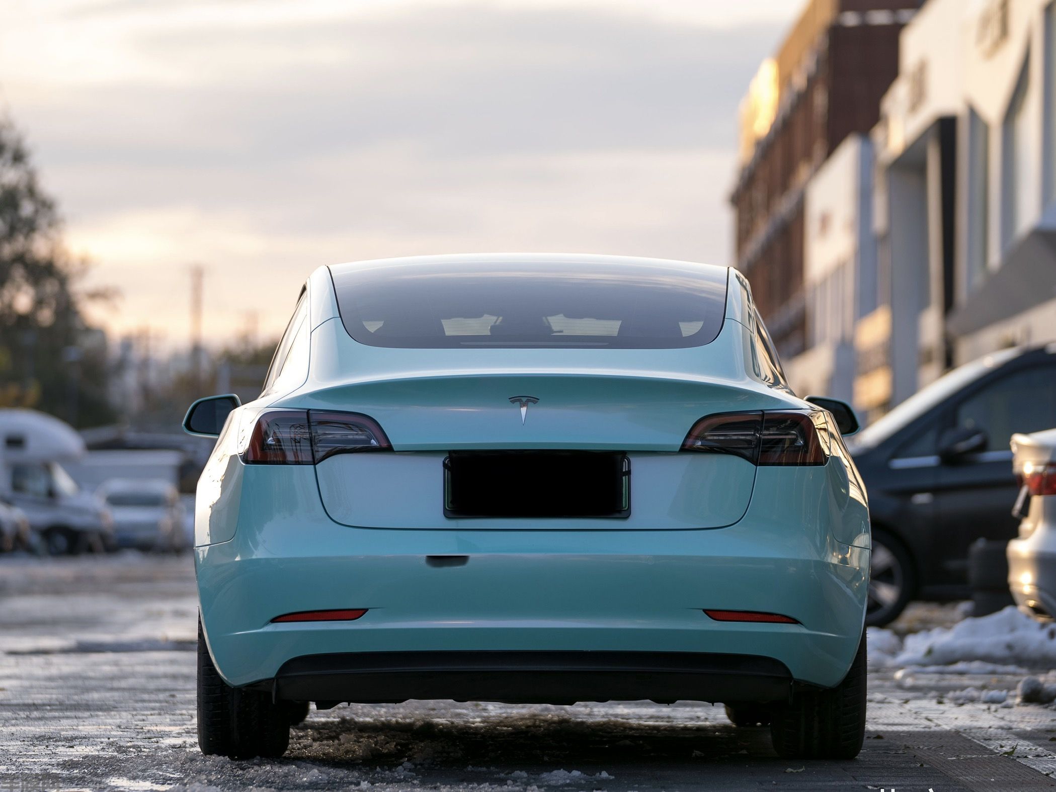 特斯拉Model3 梦幻蒂芙尼改色膜 效果图