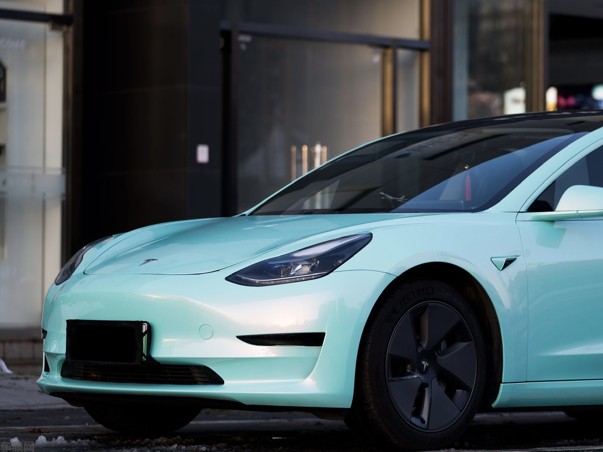 特斯拉Model3 梦幻蒂芙尼改色膜 效果图