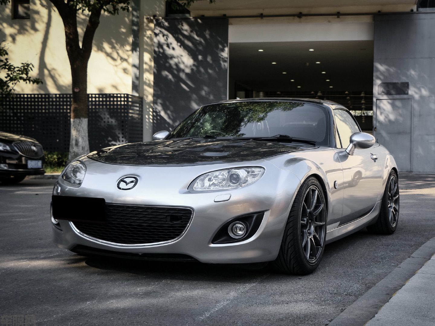 马自达MX-5 GT银改色膜 效果图