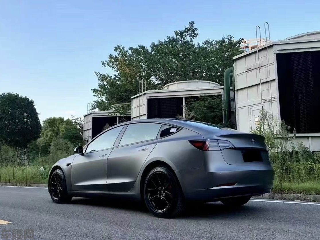 特斯拉Model3 山灰改色膜 效果图