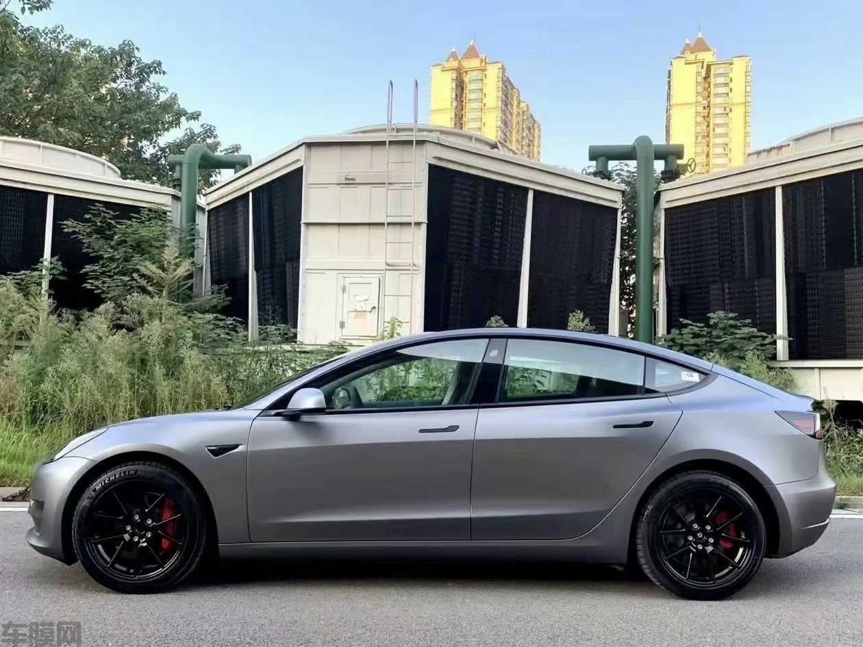 特斯拉Model3 山灰改色膜 效果图