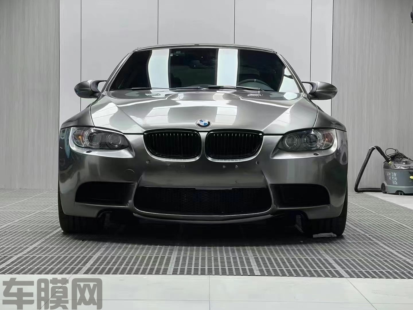 宝马E92 M3 液态金属银改色膜 效果图