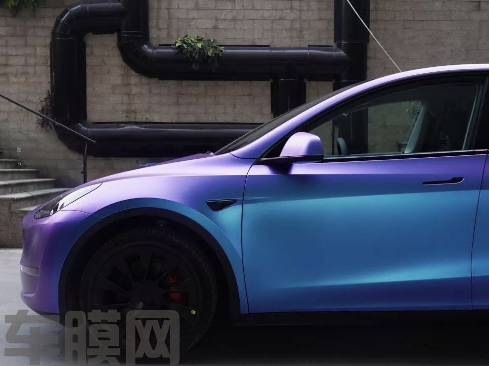特斯拉Model Y 极光改色膜 效果图