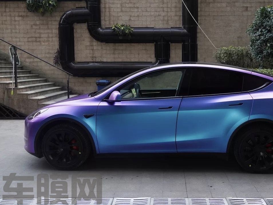 特斯拉Model Y 极光改色膜 效果图