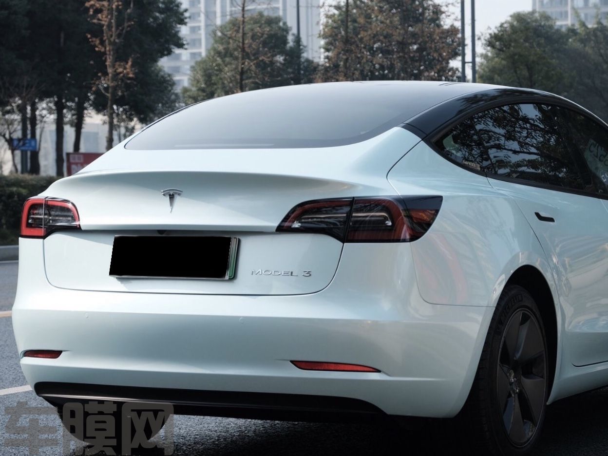 特斯拉Model 3 马卡龙月光玉改色膜 效果图