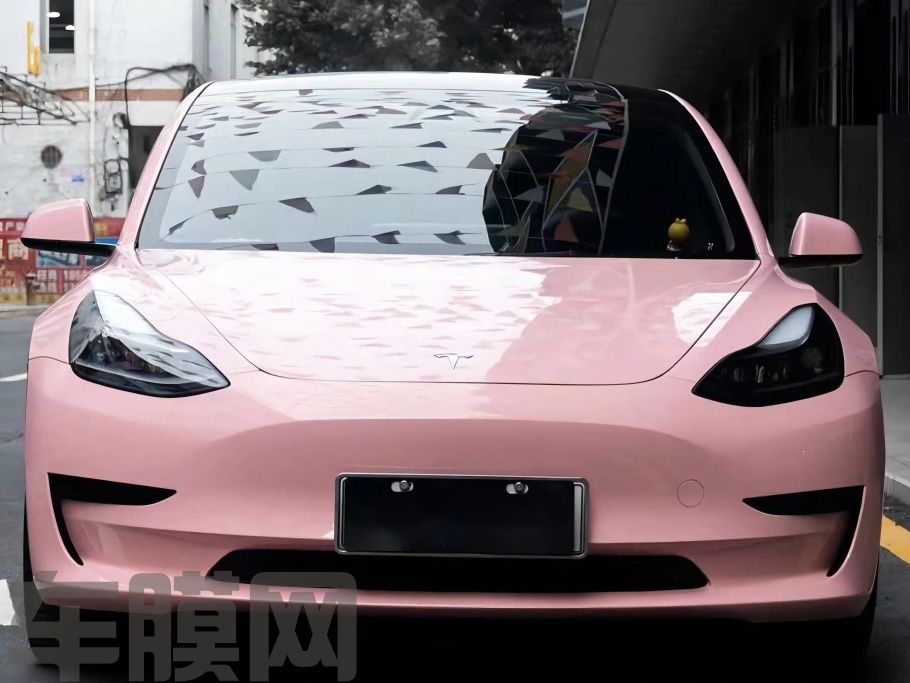 特斯拉Model3 钢琴胭脂粉改色膜 效果图